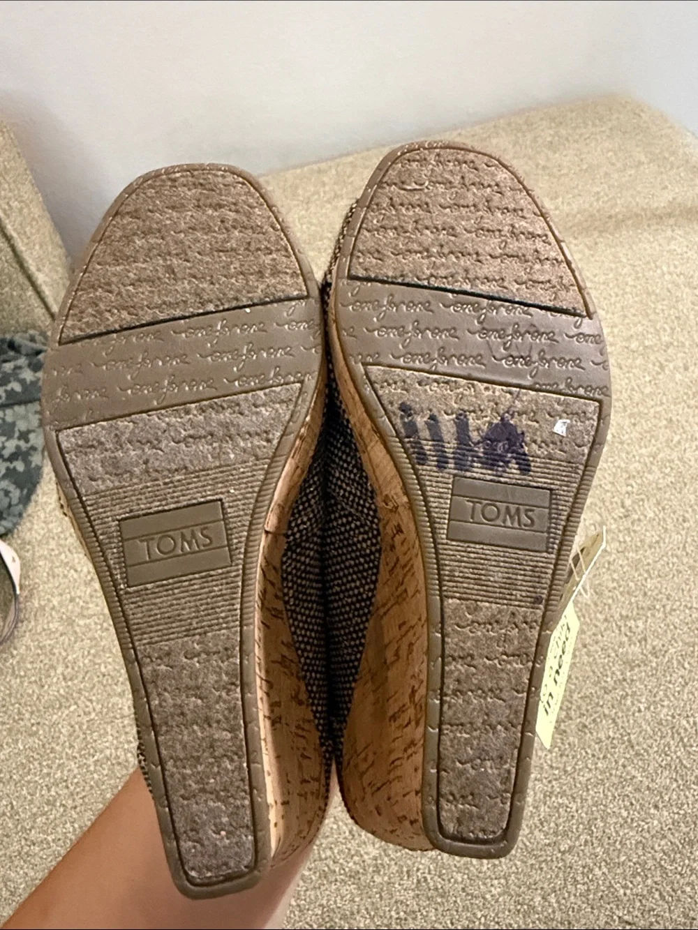 TOMS Stella cork wedge heel size 5 brown gold herringbone tweed peep toe